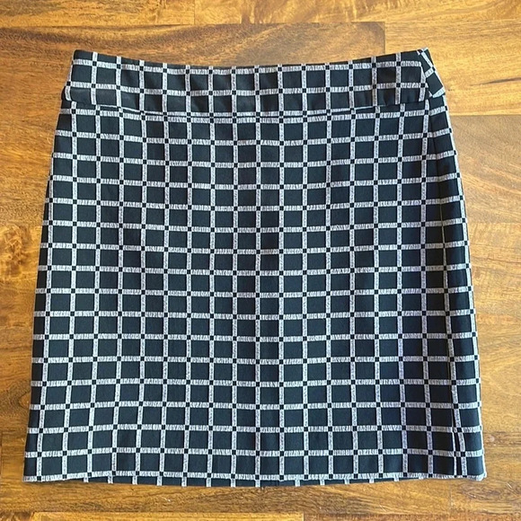 LOFT A-line Skirt - Picture 3 of 3